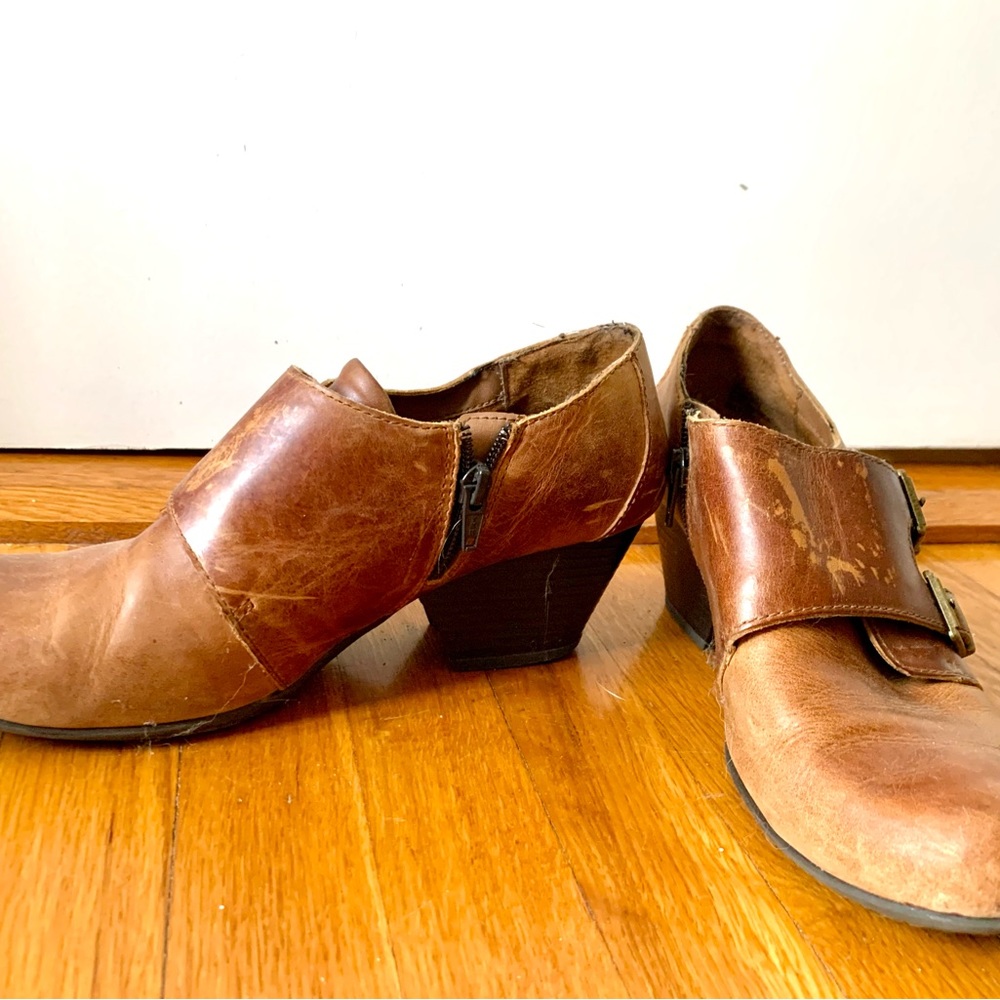 B.o.C. Tan bootie